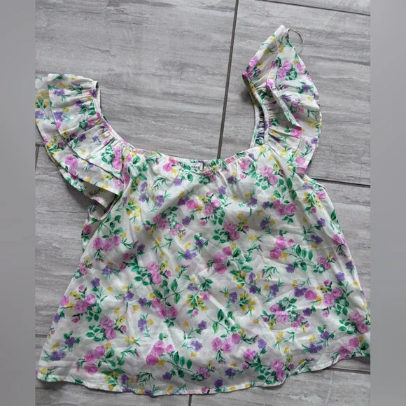 Floral Ruffle Sleeve Top - Picture 5 of 8